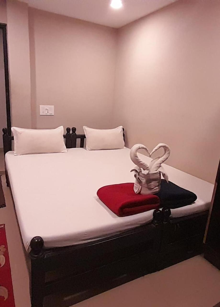 Hotel Temple City Papanasam Extérieur photo